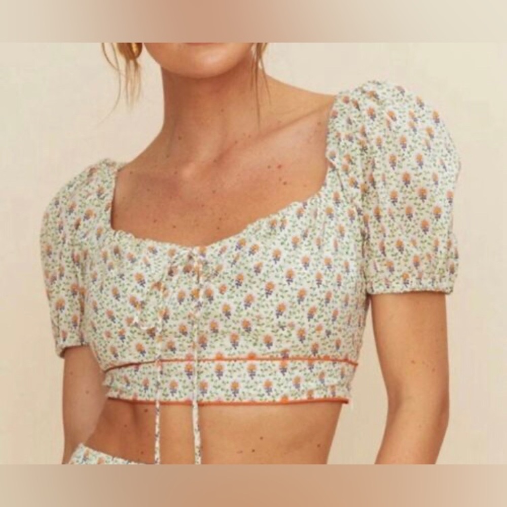 NEW Kourt Floral Puff Sleeve Crop Top